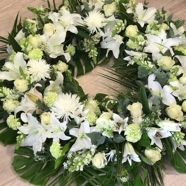 Corona de flores variada 110cm